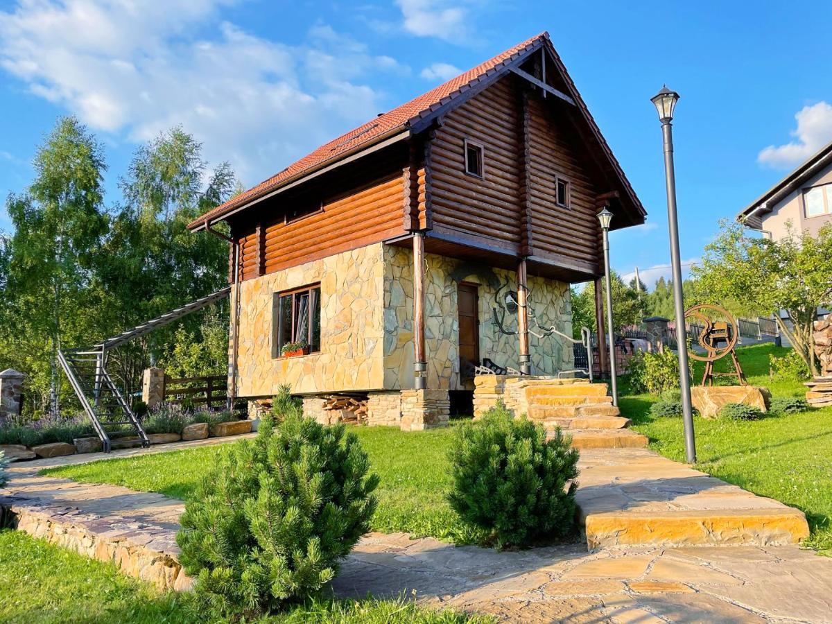 Villa Zoryany Dvir Skhidnytsia Εξωτερικό φωτογραφία