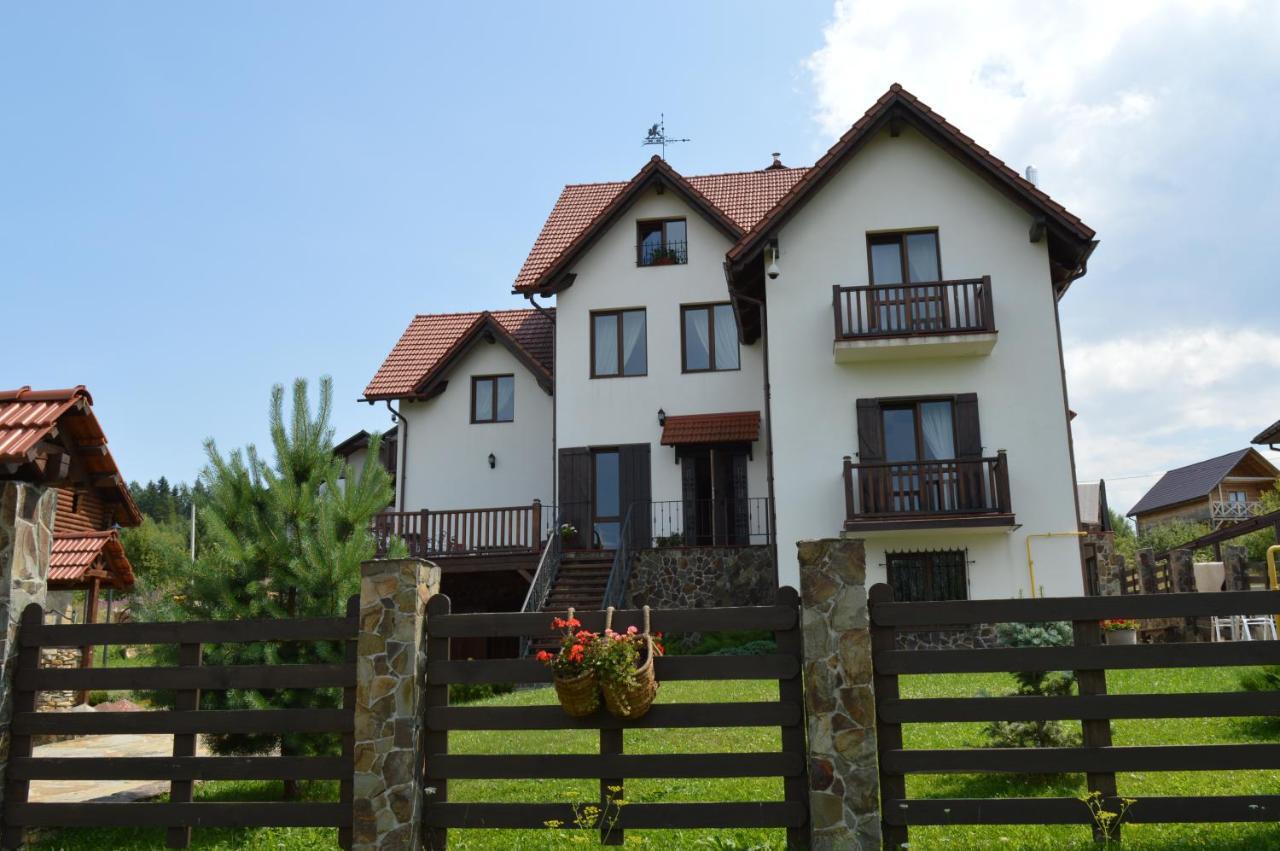 Villa Zoryany Dvir Skhidnytsia Εξωτερικό φωτογραφία